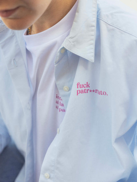 La camicia Censored