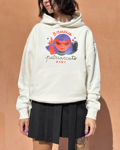 La felpa Momusso x Capezzolo