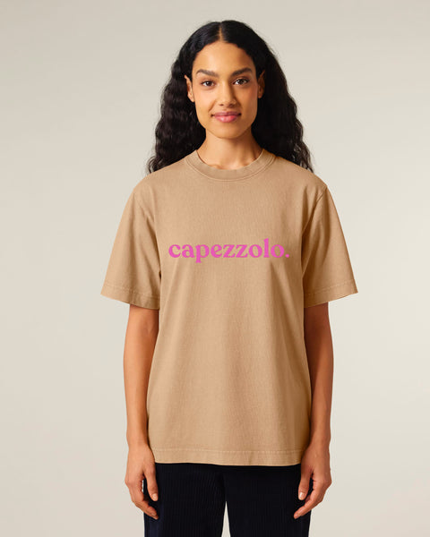 La t-shirt voce del verbo capezzolo