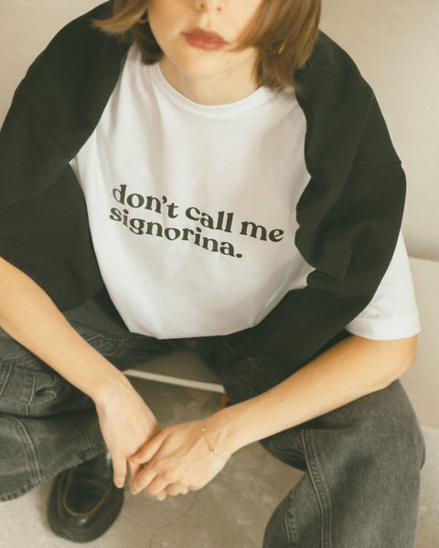 La t-shirt Signorina